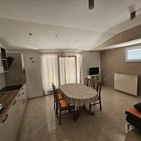 Filip Apartment Omiš Exterior foto